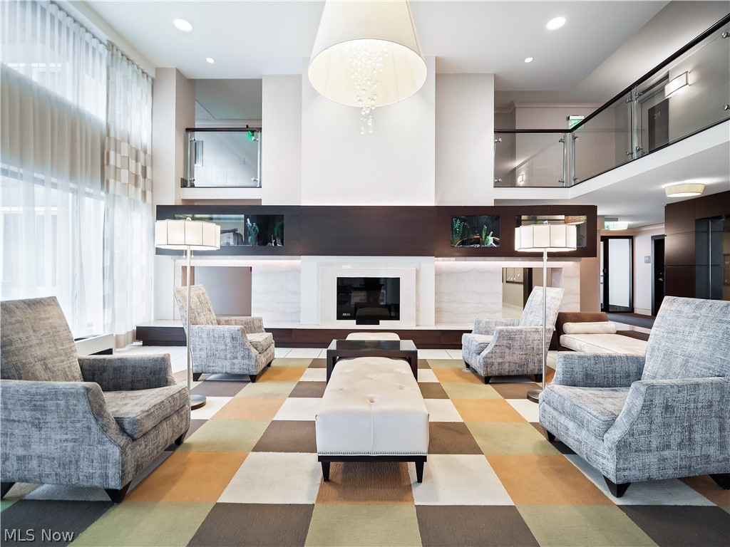 The Carlyle - Residential