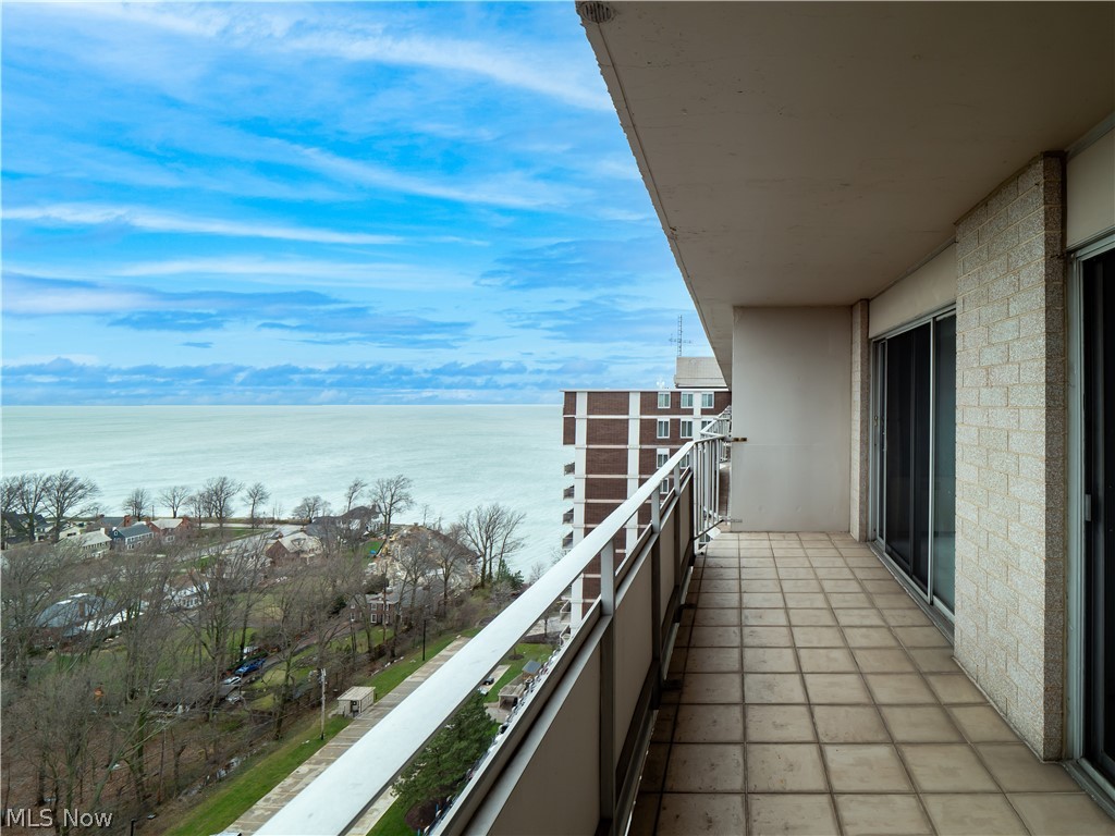 The Carlyle - Residential