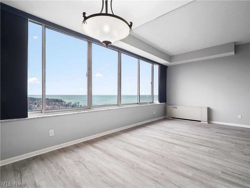 The Carlyle - Residential