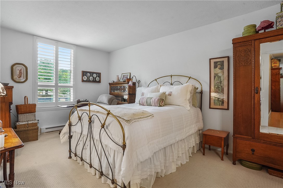 Silver Lake Towers Condo - Residential