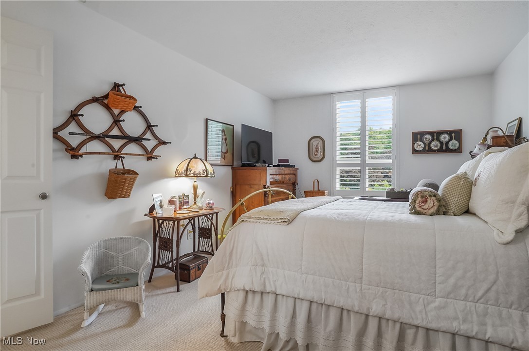 Silver Lake Towers Condo - Residential