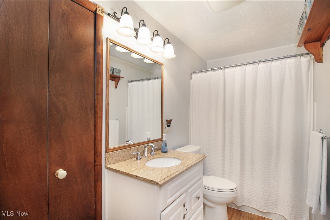 27913 Knickerbocker Road, Bay Village, Ohio image 9