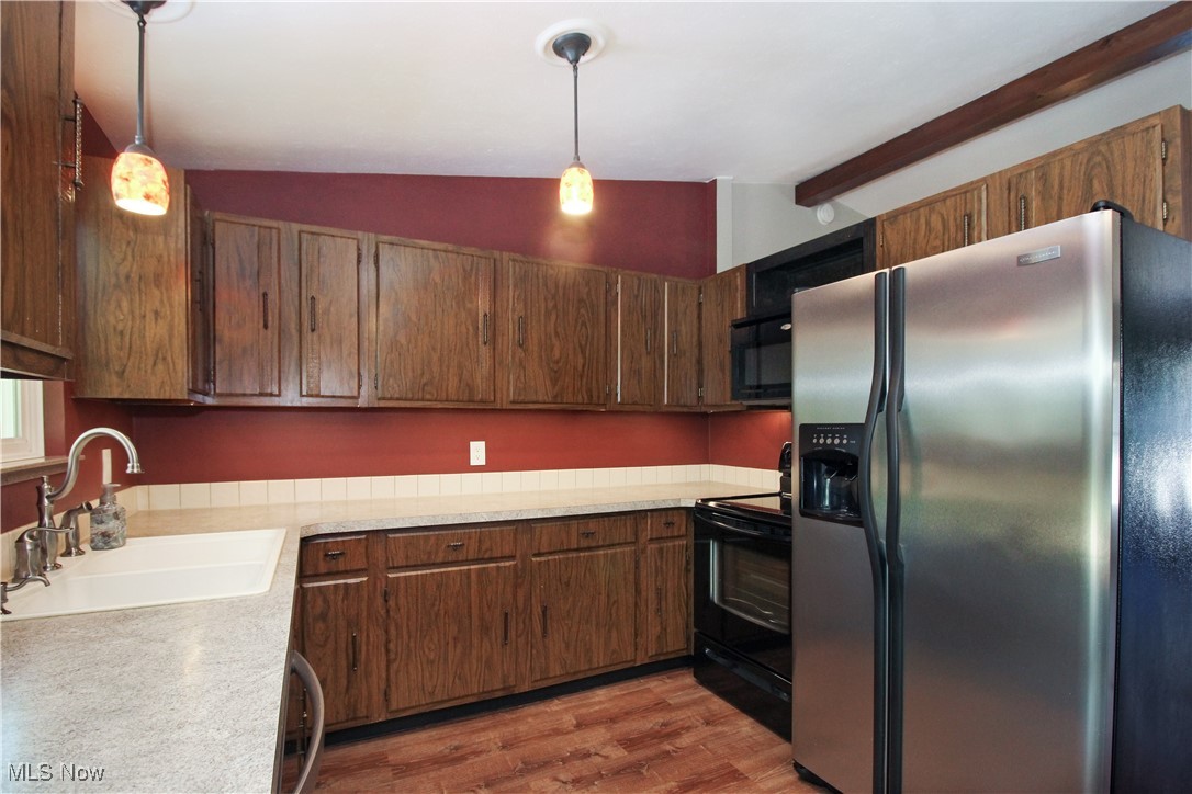 27913 Knickerbocker Road, Bay Village, Ohio image 5