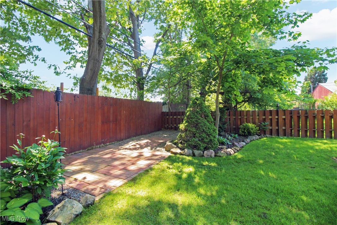 27913 Knickerbocker Road, Bay Village, Ohio image 23