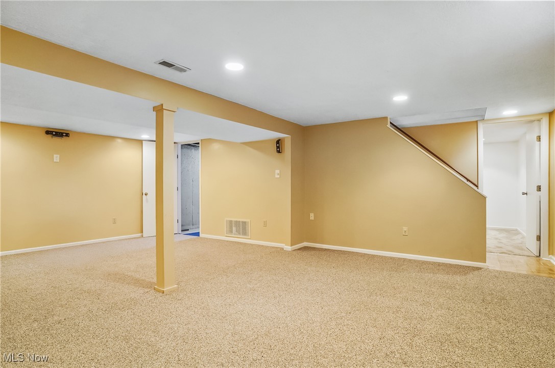 Cuyahoga Falls, Ohio 44221, United States, 3 Bedrooms Bedrooms, ,2 BathroomsBathrooms,Residential,Active,170376