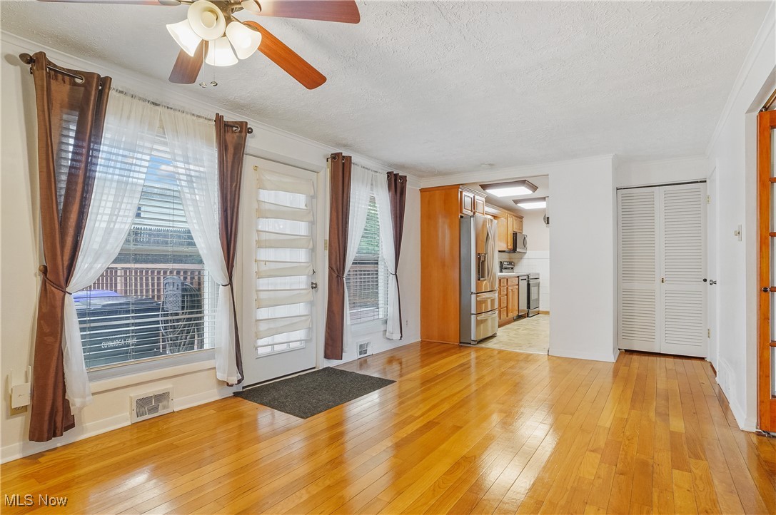 Cuyahoga Falls, Ohio 44221, United States, 3 Bedrooms Bedrooms, ,2 BathroomsBathrooms,Residential,Active,170376