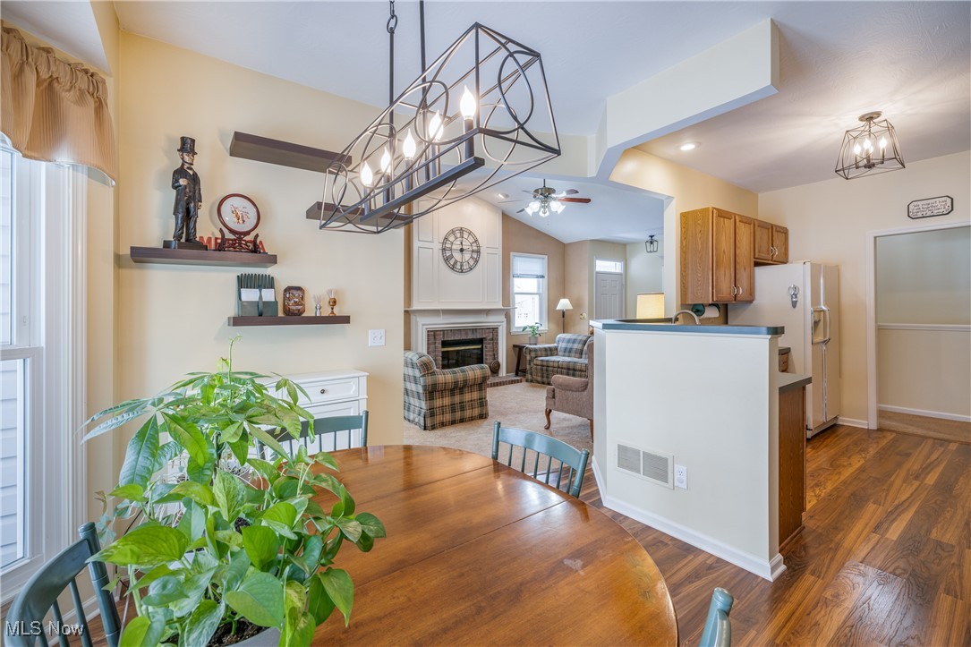 Country Club Village Ph 1 Clstr De - Residential