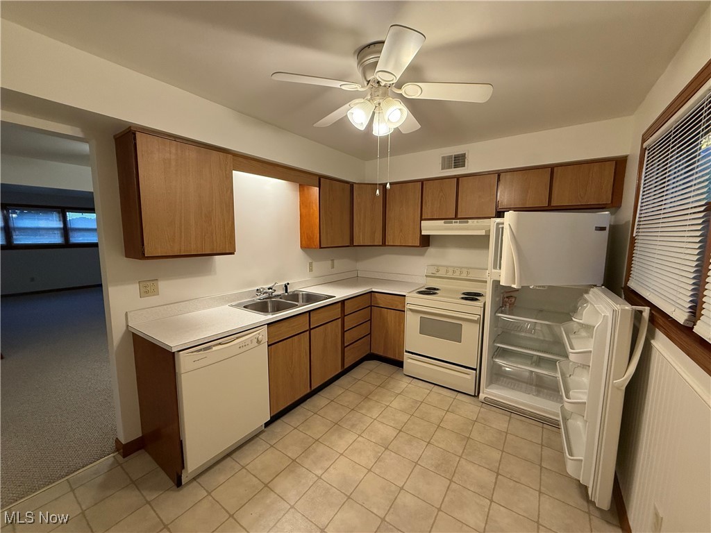 Country Squire Estates - Residential Lease