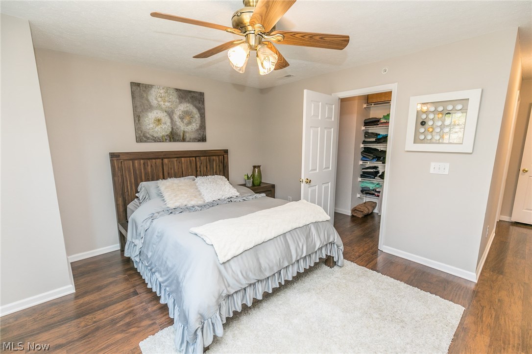 Lenox Crk Condo - Residential