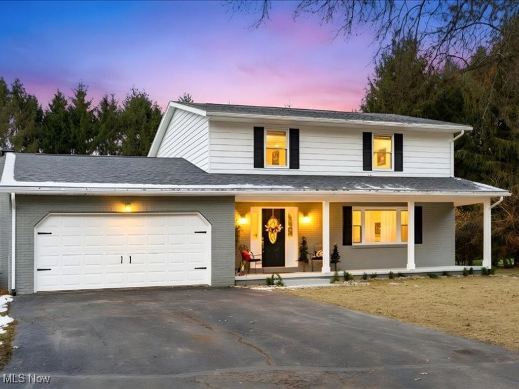 Photo of 5315 Dresden Road, Zanesville, OH 43701 (MLS # 5176862)