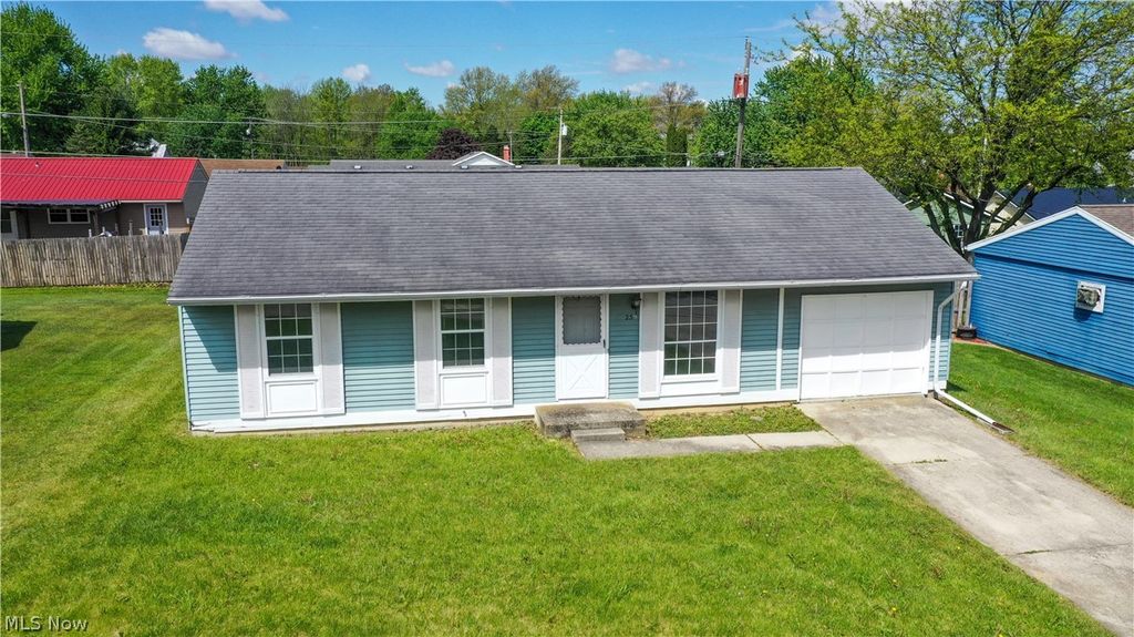 Photo of 259 Nauman Street, Bucyrus, OH 44820 (MLS # 5208052)