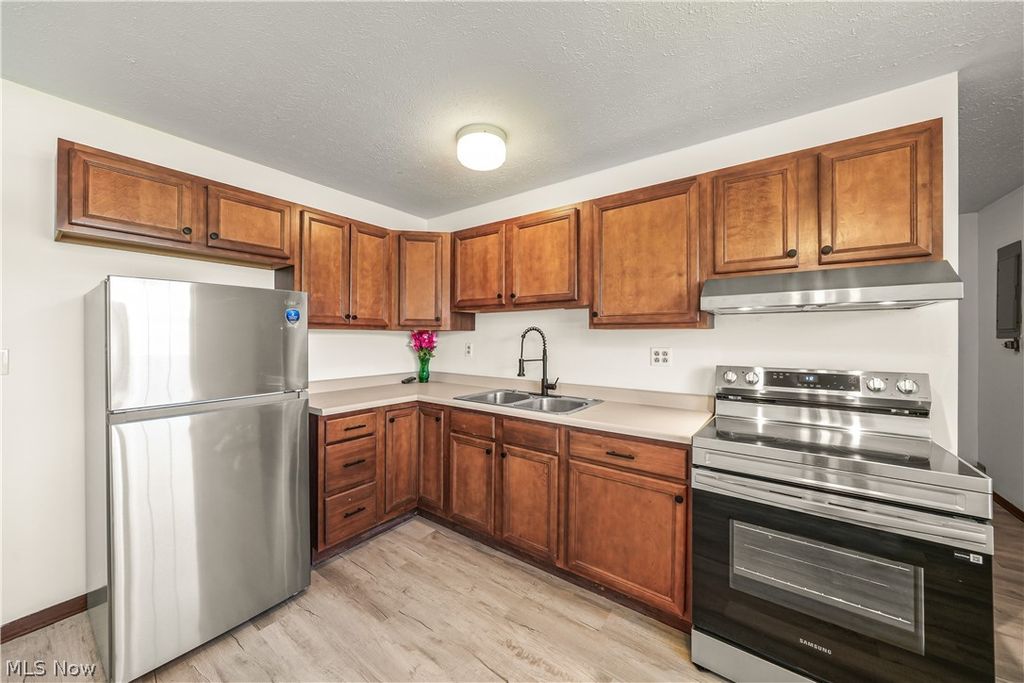 Photo of 259 Nauman Street, Bucyrus, OH 44820 (MLS # 5208052)