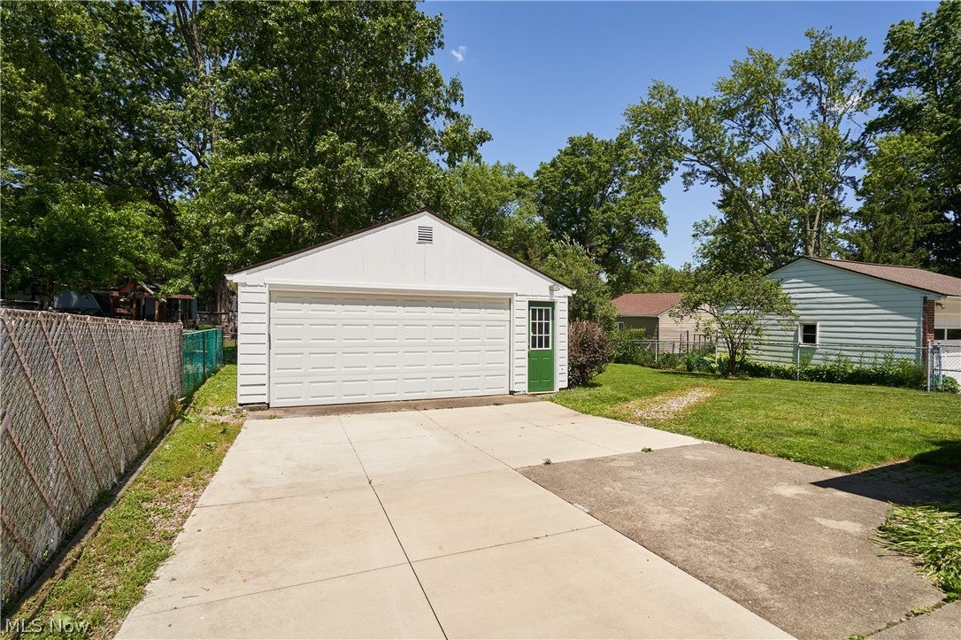 1056 Endicott Drive