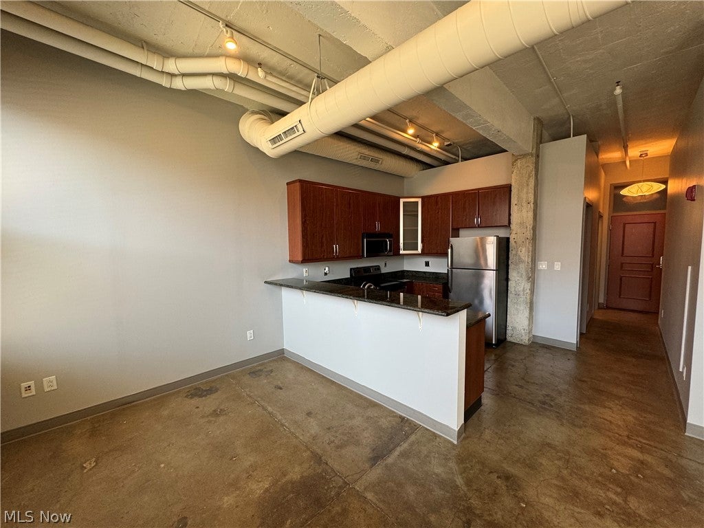1104 E Prospect Avenue E 305