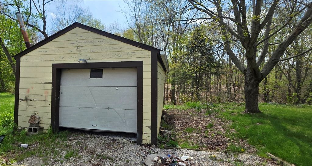 Photo of 201 Water Street, Wadsworth, OH 44281 (MLS # 5204353)