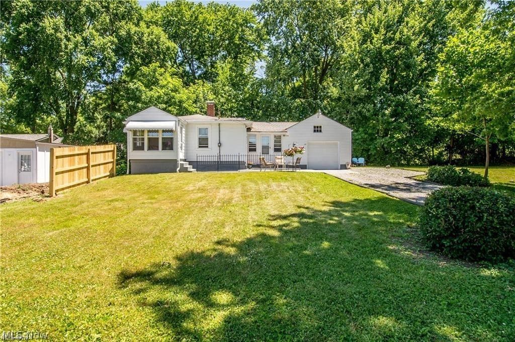 Photo of 110 Boardman Boulevard, Boardman, OH 44512 (MLS # 5197486)