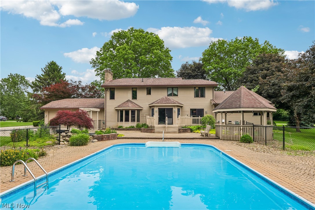 1006 Traci Lane