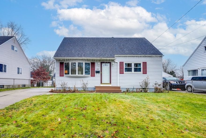 Adorable 3 BR cape with fenced in backyard and many updates near Lake Nesmith! This home is move-in ready and waiting for it's new owner! As you enter through the front door you will see striking laminate flooring throughout the entire home. Nice sized living room has large bay window allowing lots of light and leads to the eat-in kitchen featuring updated backsplash, sink, and all stainless appliances. Off the dining area is a slider leading to the Trex deck and spacious, fully fenced backyard with shed. All of the updates have been completed over the last 2 years including most of the windows being replaced and new a/c unit as well as a lot of cosmetics. Down the hall you will find 2 good sized bedrooms and an updated full bath with ceramic tile flooring and beautiful vanity. Head upstairs and you will be pleasantly surprised at the great space with loads of storage, open area, and 3rd bedroom. Attic has been well insulated for comfort and energy savings by the current owner! This ho