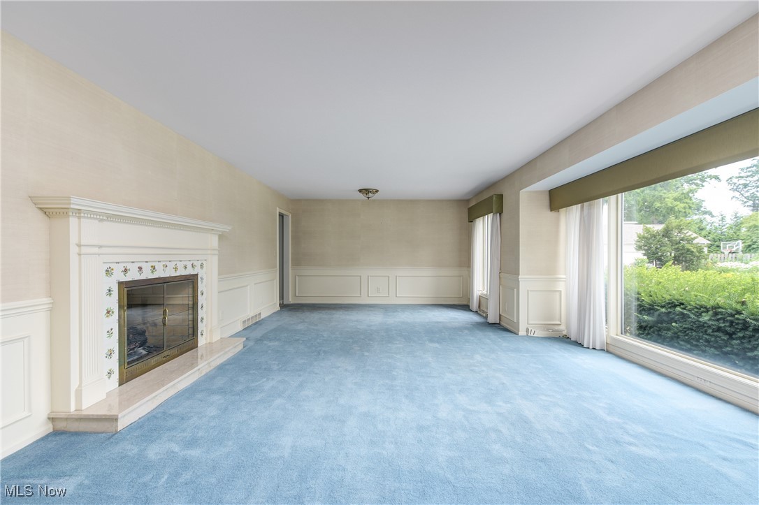 1044 Roy Drive