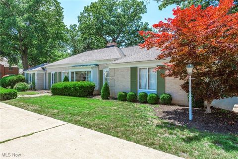 1044 Roy Drive, Lakewood, OH 44107 - #: 5136569