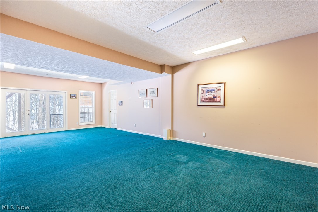 Stones Throw - Residential