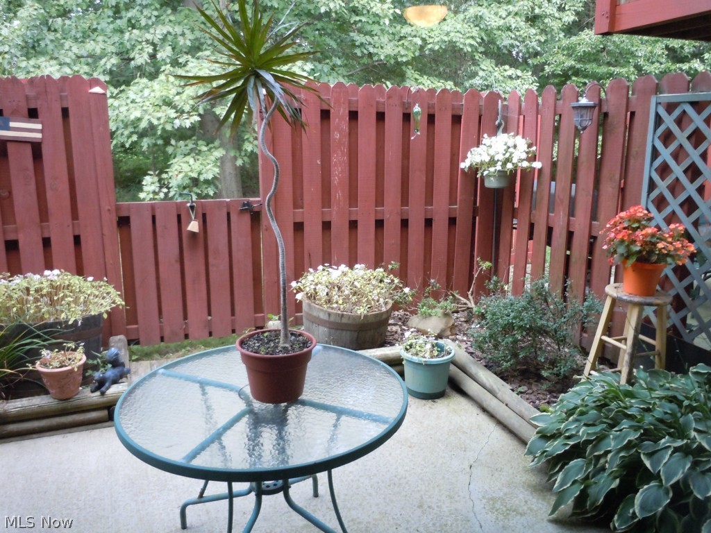 Woodland Lake Ph II - Residential Lease