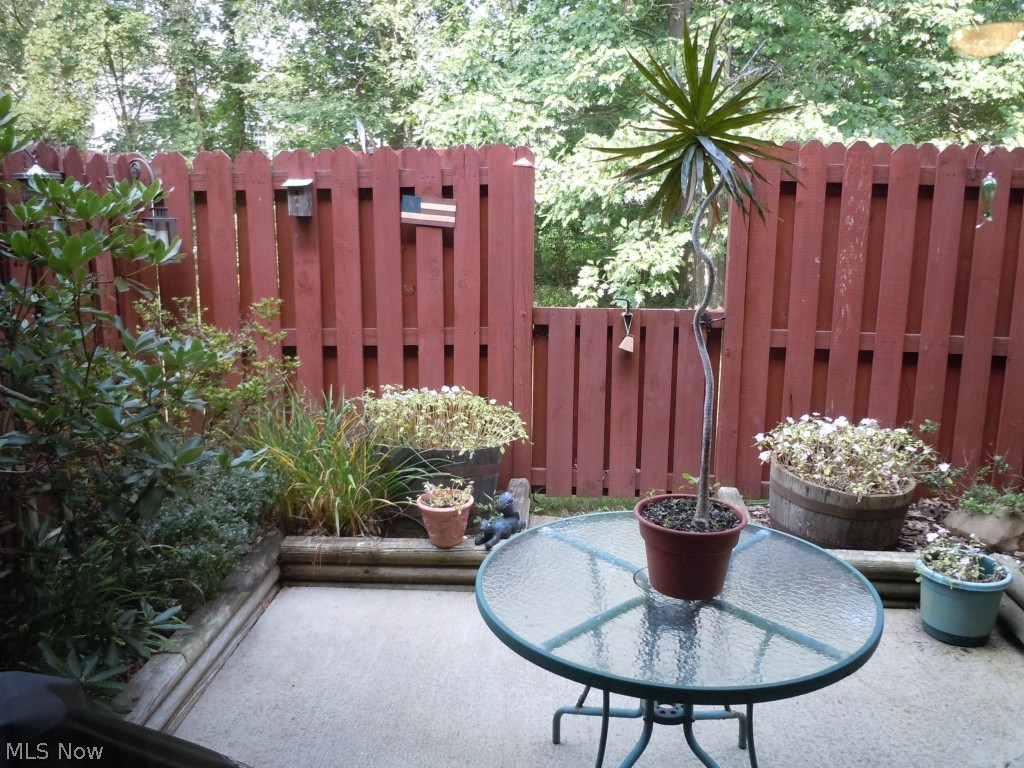 Woodland Lake Ph II - Residential Lease