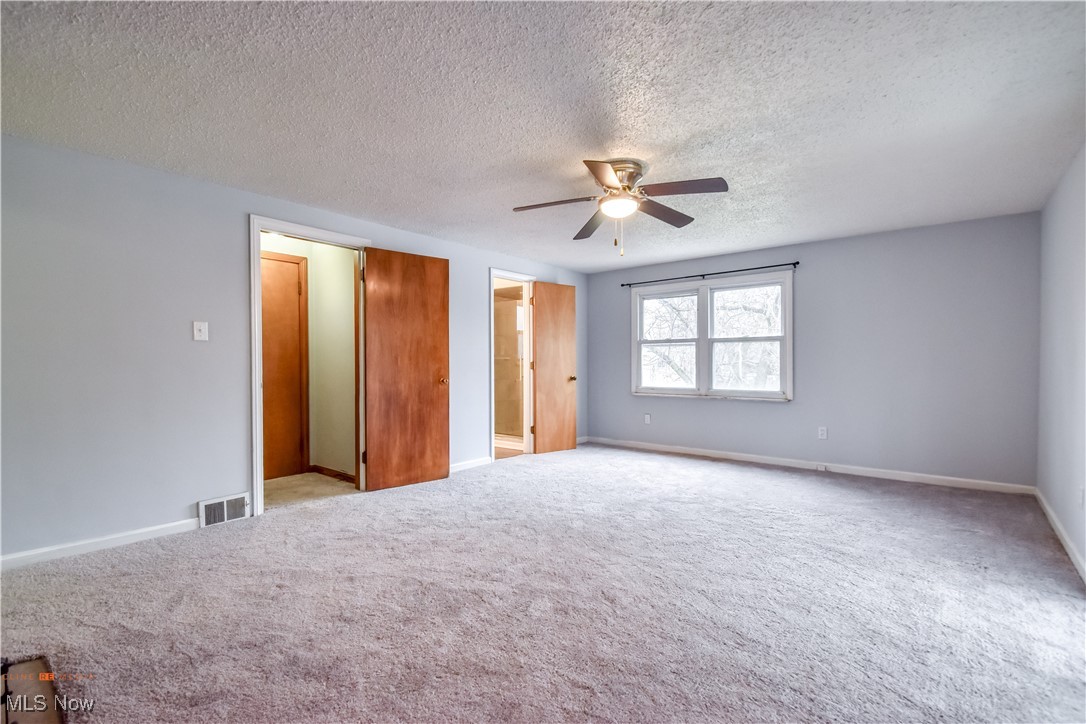 7074 Lake Shore Boulevard, Mentor, Ohio image 19