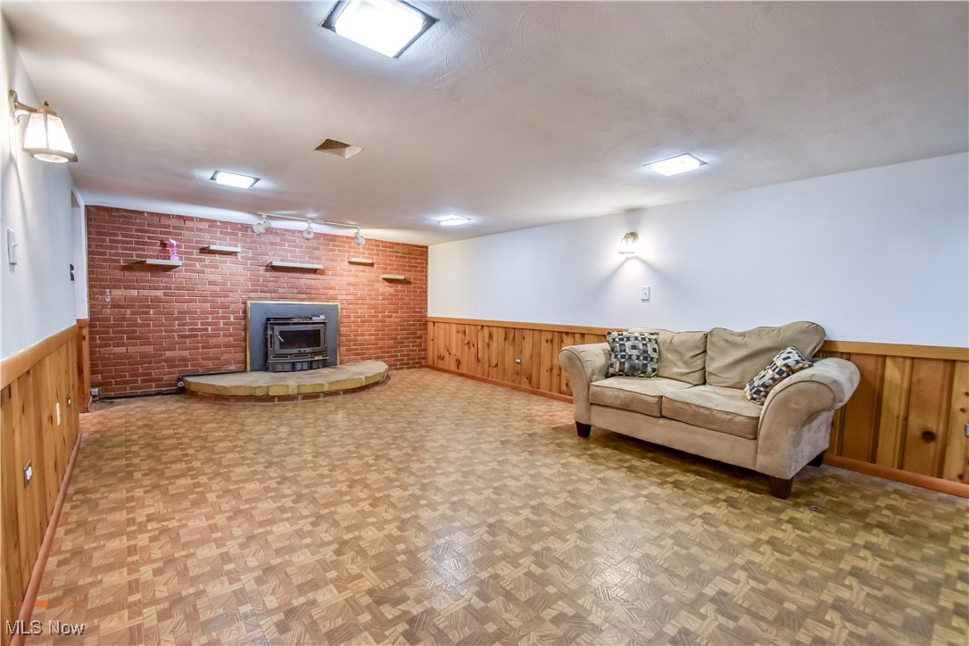7074 Lake Shore Boulevard, Mentor, Ohio image 27