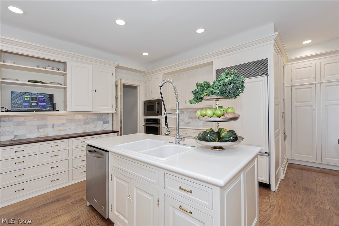 Moreland Courts - Residential