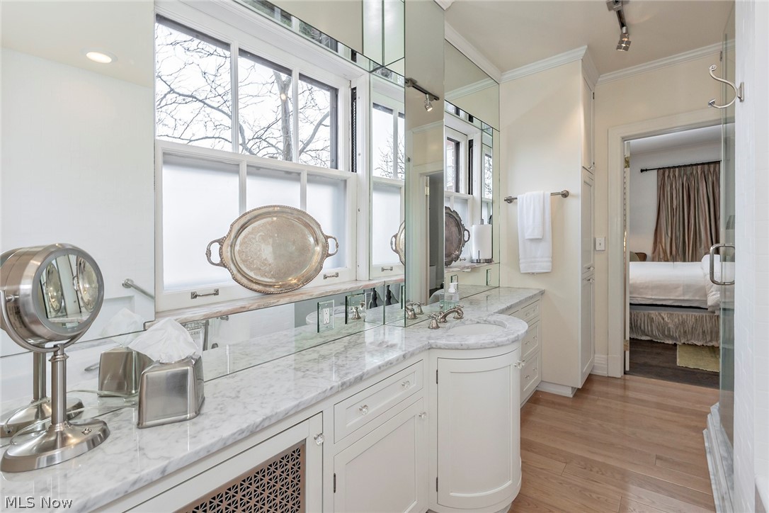 Moreland Courts - Residential