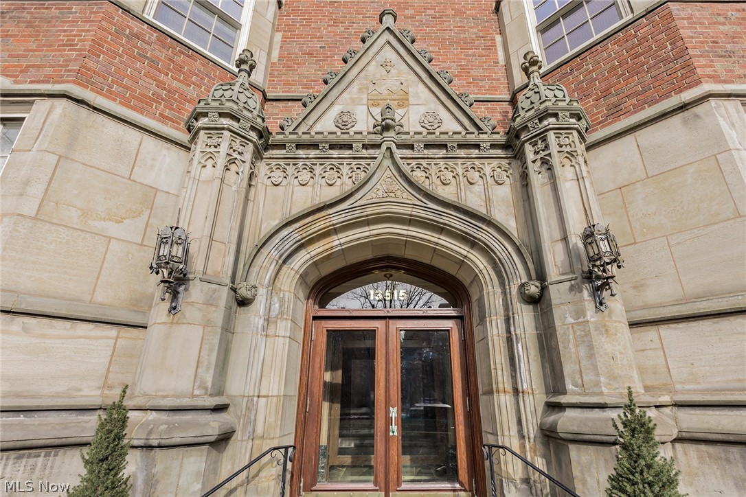 Moreland Courts - Residential