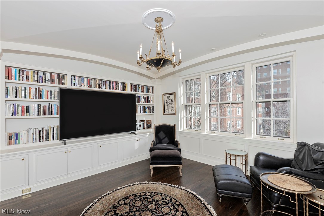 Moreland Courts - Residential