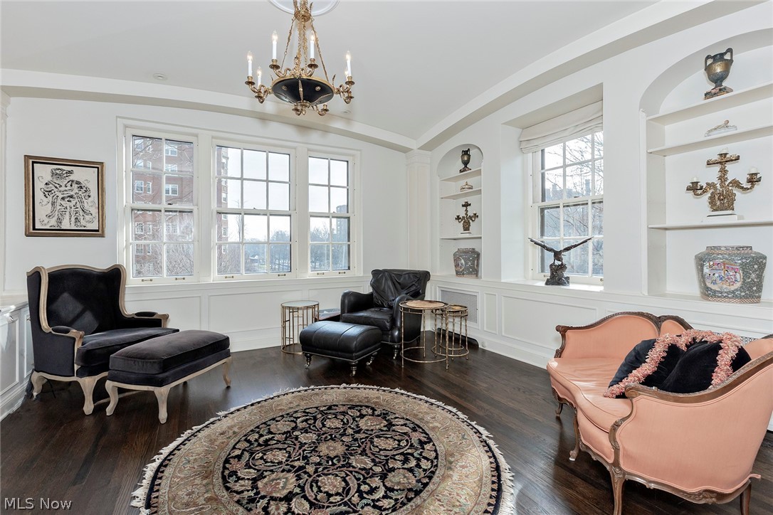 Moreland Courts - Residential