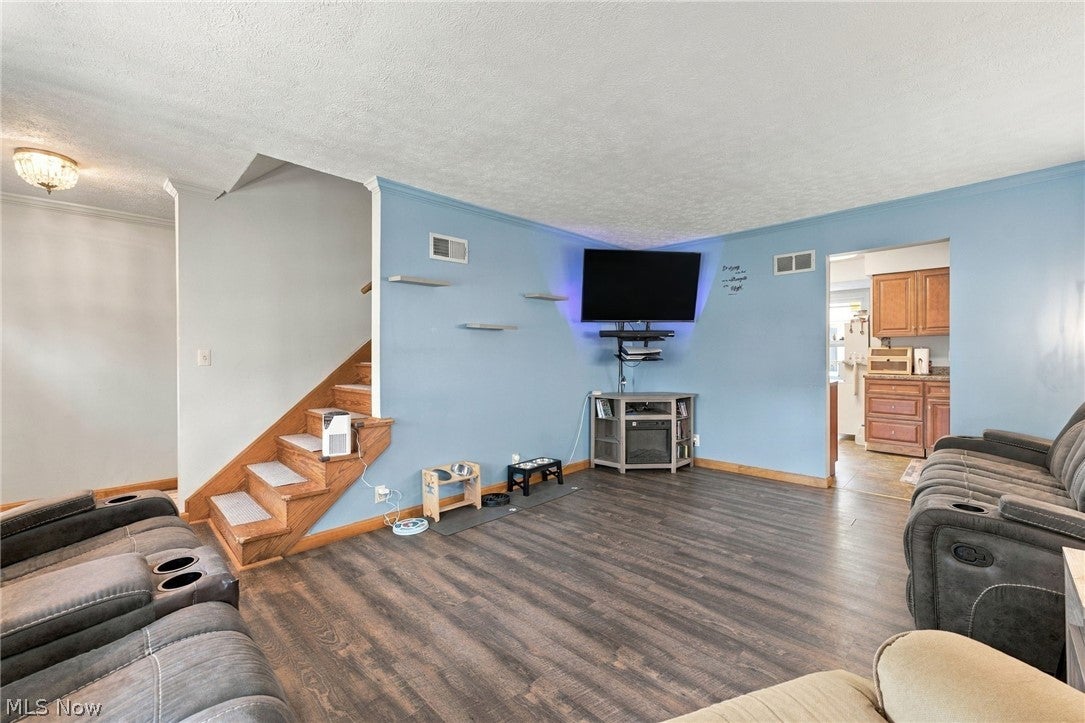 191 Woodhill Drive