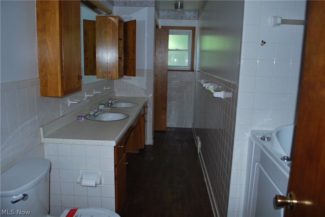 Memphis Villas - Residential