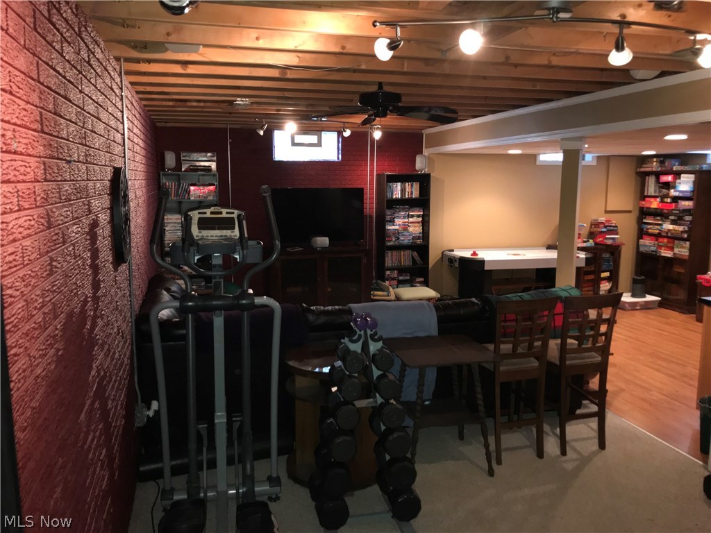 University Oaks 04 - Residential