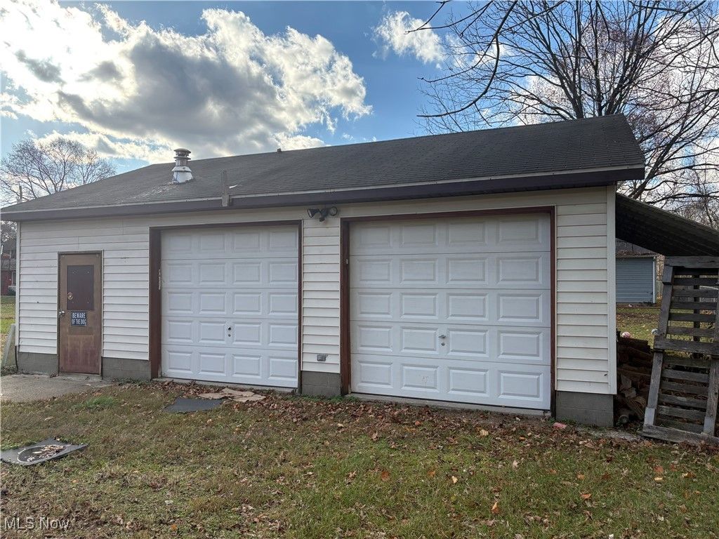 Photo of 164 Orchard Street, Newark, OH 43055 (MLS # 5176070)