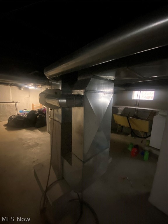 C W Moses & E D Burtons - Residential