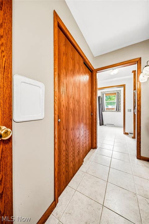 Tiny photo for 219 W Mennonite Road, Aurora, OH 44202 (MLS # 5237154)
