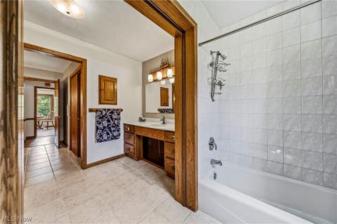 Tiny photo for 219 W Mennonite Road, Aurora, OH 44202 (MLS # 5237154)
