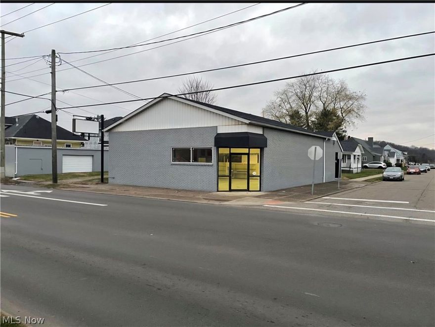 This property has a garage on the back of the property that is a different address and parcel number but both property addresses are included with the property. property addresses are 1123 pine street and 1127 pine street