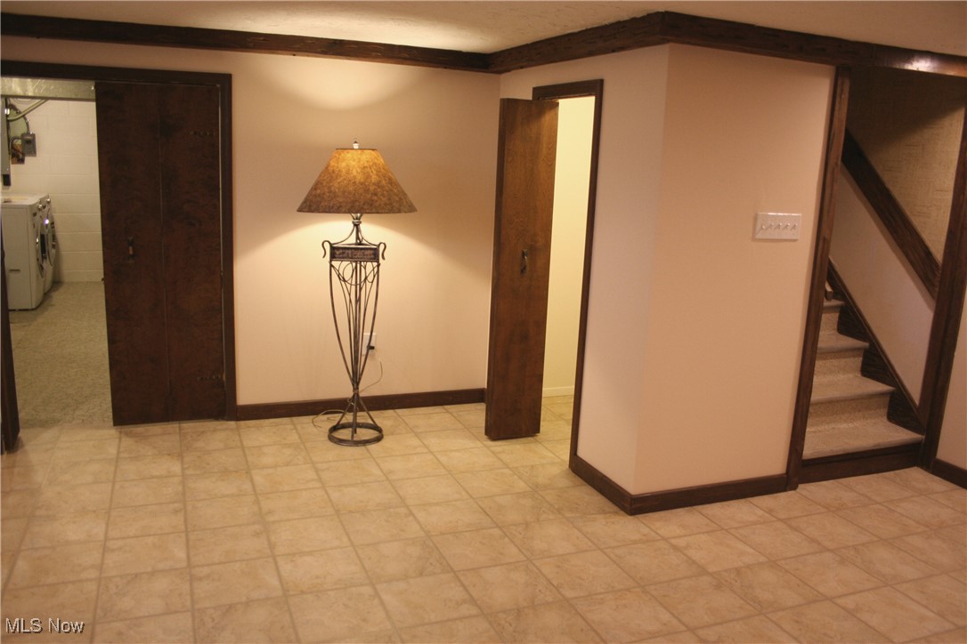 Golden Gate Estates - Residential Lease