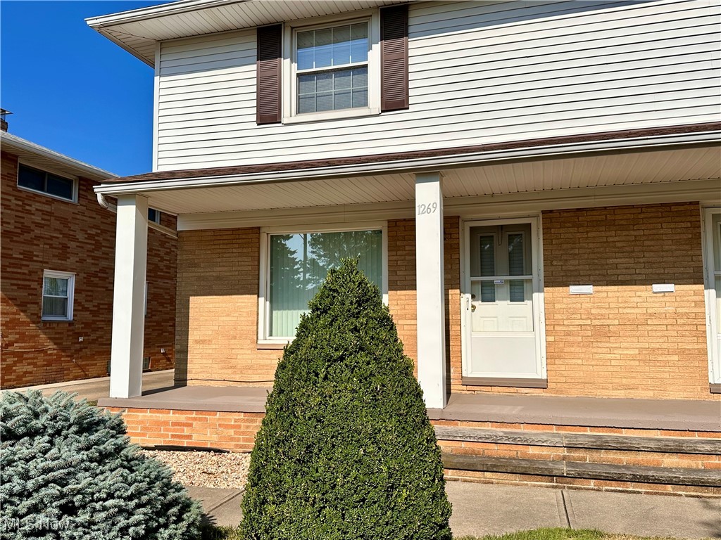Updated and meticulously maintained, this spacious duplex in desirable Mayfield Heights offers 3 bedrooms and 1.5 baths with a bright, neutral interior and large windows that fill the home with natural light. The large eat-in kitchen features abundant cabinetry, generous counter space, and all appliances included—dishwasher, range, refrigerator, and washer/dryer. Enjoy the additional finished rec room and dedicated laundry area on the lower level, along with a private 2-car garage and extra parking options. A small back porch provides a relaxing outdoor space. Conveniently located just off I-271 and close to shopping, dining, parks, and recreation. Minimum 12-month lease required; tenant responsible for all utilities. $50 non-refundable application fee per adult. No Section 8, pets, or smoking permitted. Call to schedule your private tour today.
