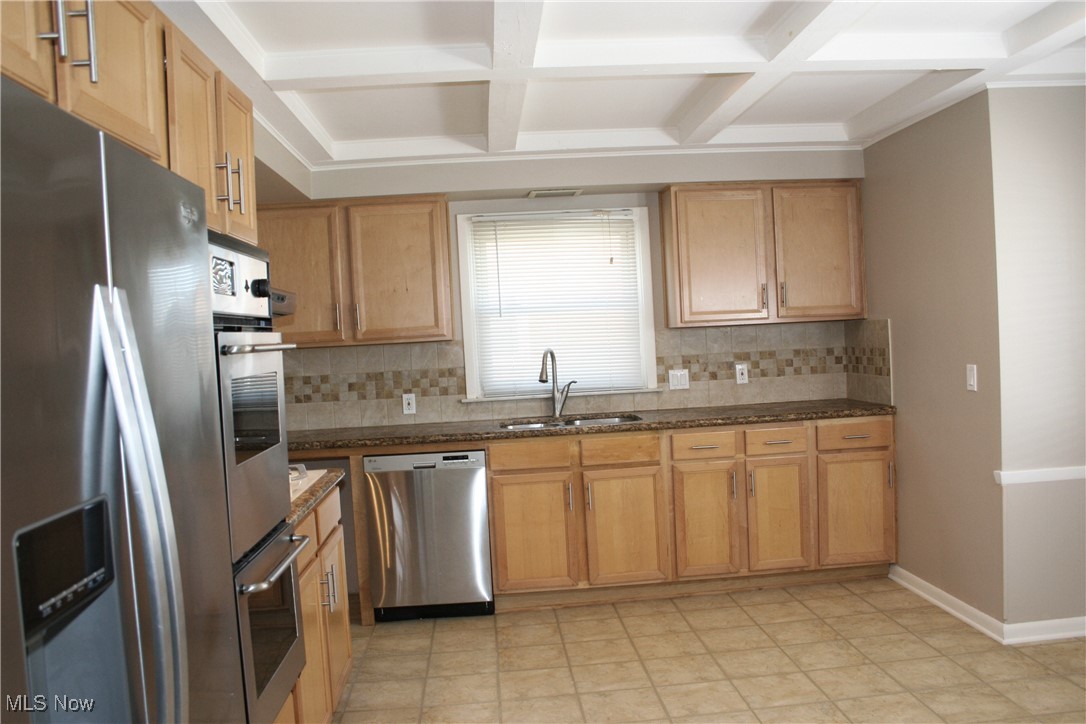 Golden Gate Estates - Residential Lease