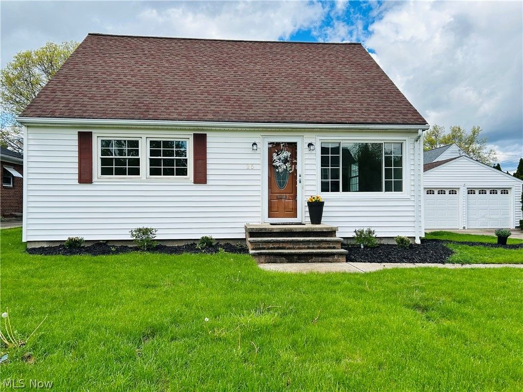 Photo of 25 Hayes Avenue, Cuyahoga Falls, OH 44221 (MLS # 5205647)