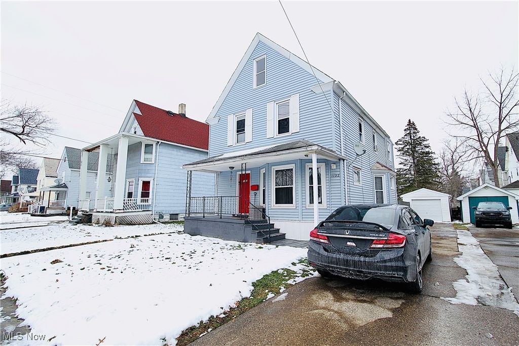 Photo of 1122 West Avenue, Elyria, OH 44035 (MLS # 5180549)