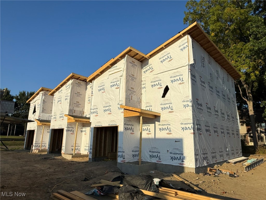 Brand new, quality built townhome. 2 bedroom, 2.5 bath with 1 car attached garage. Contemporary, open floor plan with luxury vinyl hardwood floors and half bath on the main floor. Peninsula breakfast bar in the kitchen with Woodward Shaker cabinets, Quartz solid surface counters and walk in pantry. Spacious 2nd floor master suite with walk in closet and full bath with soaking tub and separate shower. 2nd floor laundry room with linen closet. Quality built with 2X6 exterior walls. Prime location, close to Union Hospital. Address and parcel number to be determined.