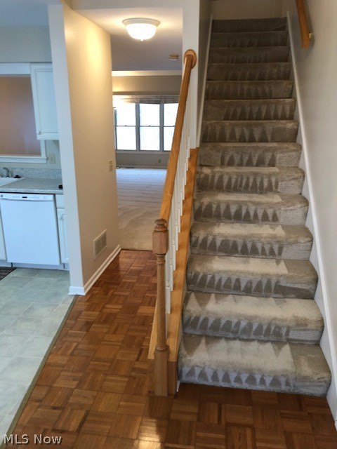 Greens Prestwick Condo - Residential