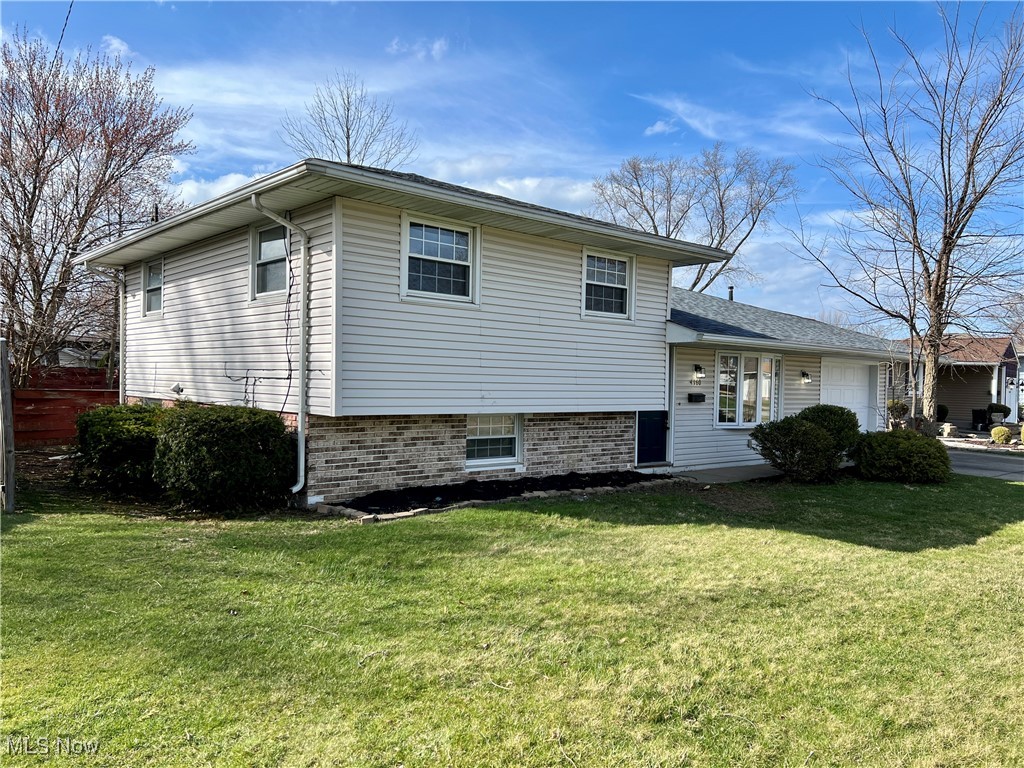 4160 Stanford Avenue, Lorain, Ohio image 39